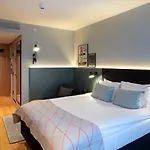 - Expo By Ihg Hotel Helsinki