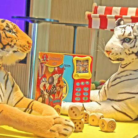 - Expo By Ihg Hotel Helsínquia