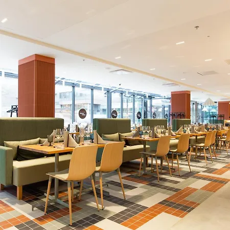 Hotel - Expo By Ihg Helsínquia