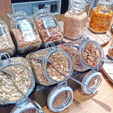 - Expo By Ihg 4* Helsínquia