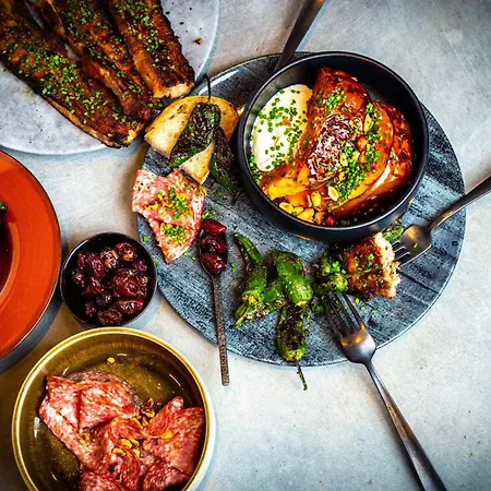 - Expo By Ihg Hotel Helsínquia