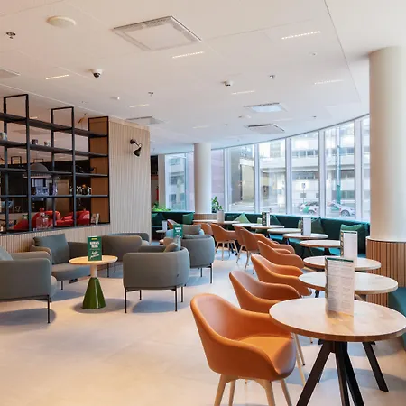 赫尔辛基世博假日酒店 酒店 4*
