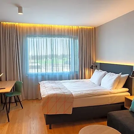 - Expo By Ihg Hotel 4*