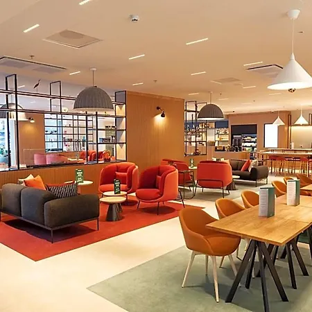 - Expo By Ihg Hotel