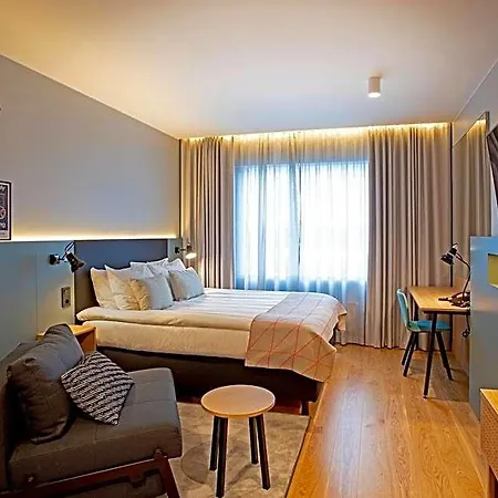 - Expo By Ihg Hotel