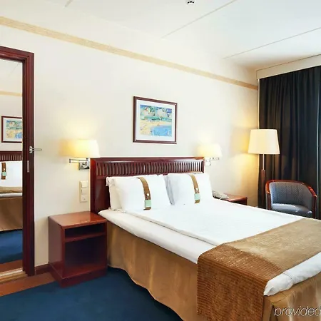 - Expo By Ihg Hotel