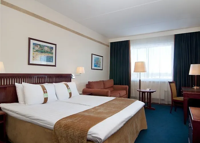 Hotel - Expo By Ihg 4*