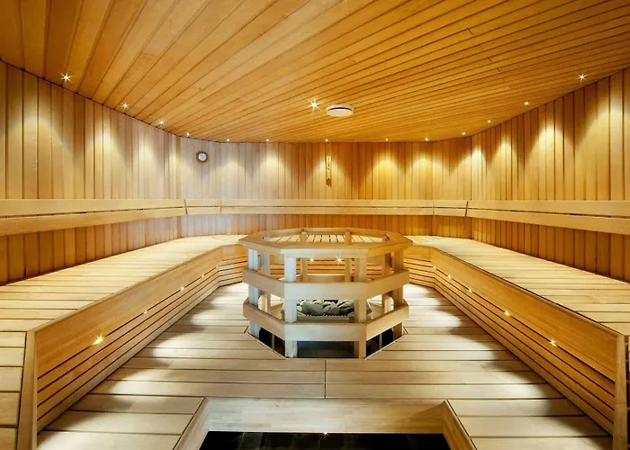 - Expo By Ihg Helsinky