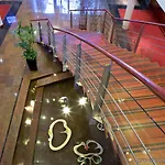 - Expo By Ihg 4*