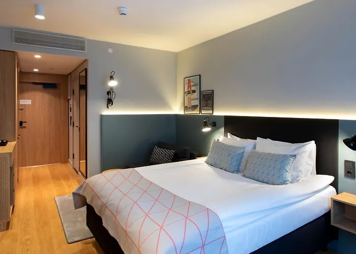 - Expo By Ihg Hotel Helsinki