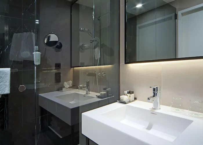 - Expo By Ihg Helsinki